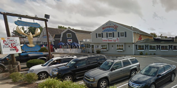 Weathervane Seafood Restaurant - Kittery, ME | I-95 Exit Guide