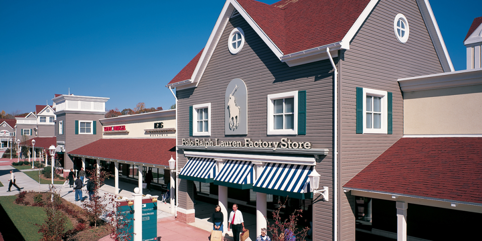 Holiday Shopping Guide - Most Popular Outlet Malls Along I-95
