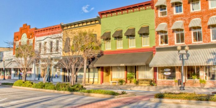 Brunswick, Georgia City Guide | Where to Stay, Eat and Play