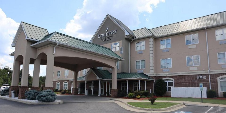 Country Inn & Suites - Emporia, Virginia | I-95 Exit Guide